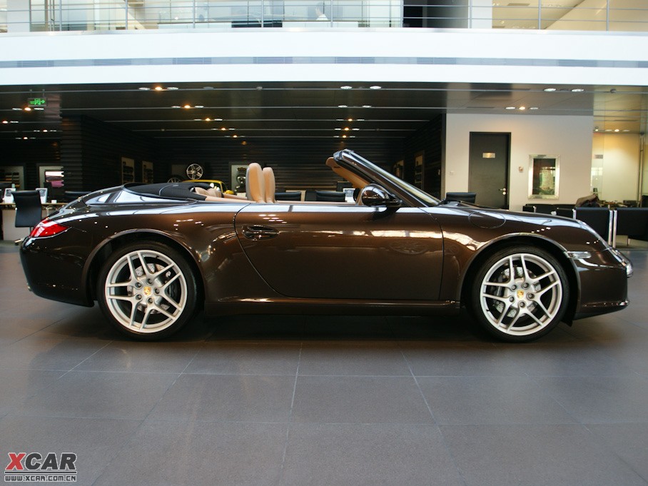 2010r(sh)911 Carrera
