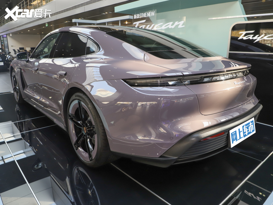 2024Taycan Taycan 4