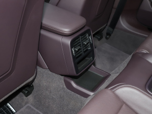 2024Taycan 4 п؅^(q)