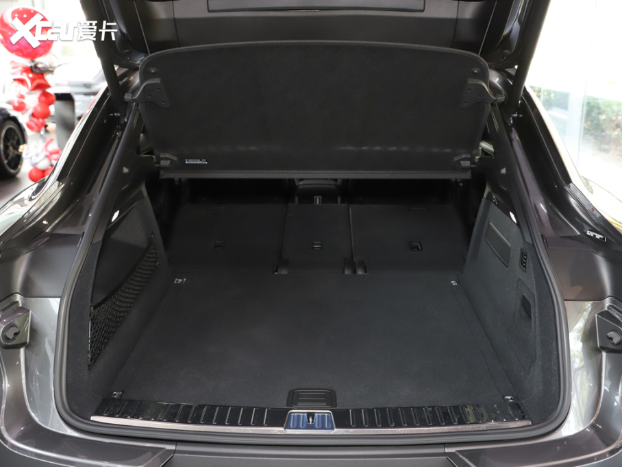 2025 Cayenne Coup 3.0T