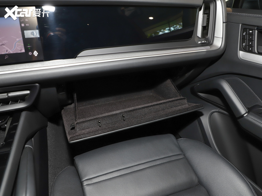 2025 Cayenne Coup 3.0T