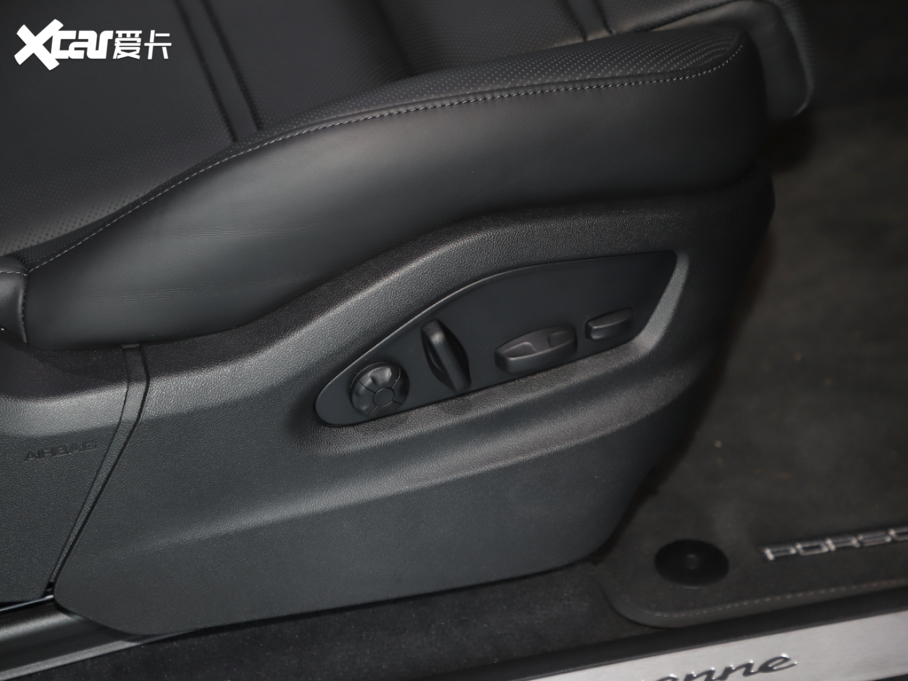 2025 Cayenne Coup 3.0T