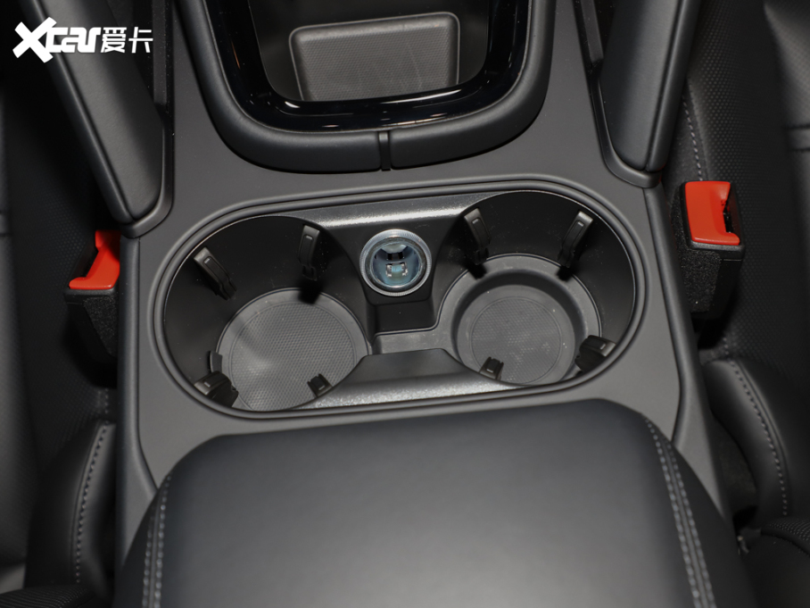 2025 Cayenne Coup 3.0T