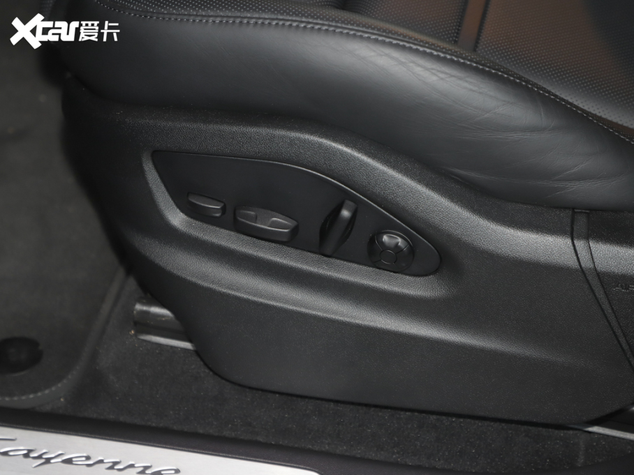 2025 Cayenne Coup 3.0T