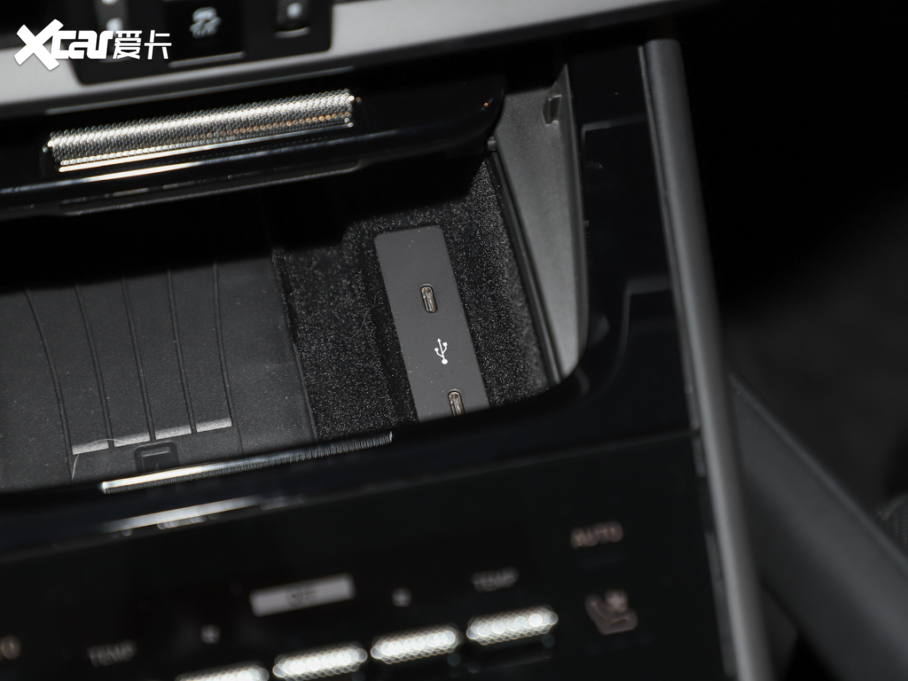 2025 Cayenne Coup 3.0T