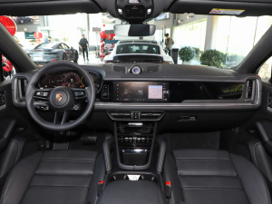 2025Cayenne Coup 3.0T п؅^