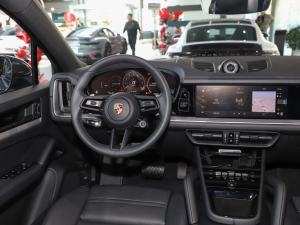 2025Cayenne Coup 3.0T п؅^