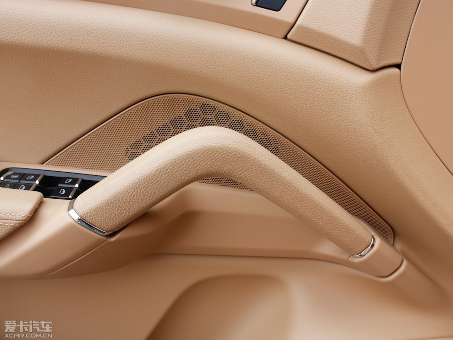 2011CayenneԴ S E-Hybrid