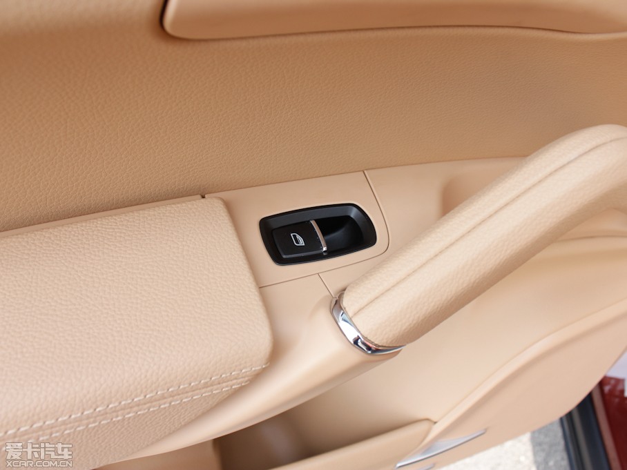 2011CayenneԴ S E-Hybrid