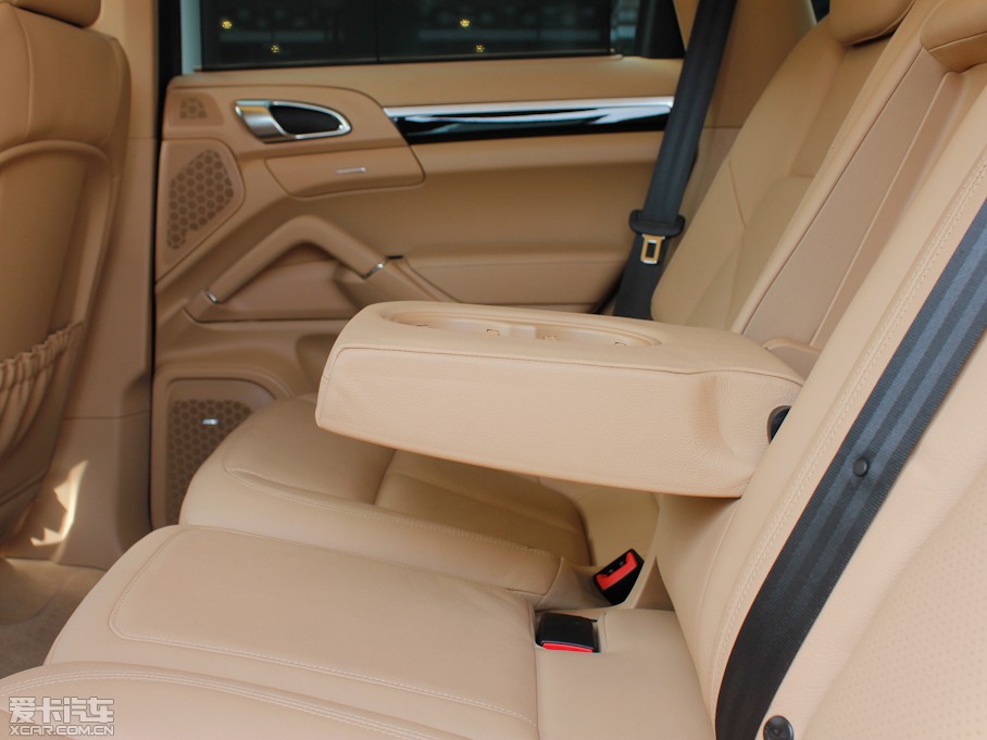 2011CayenneԴ S E-Hybrid