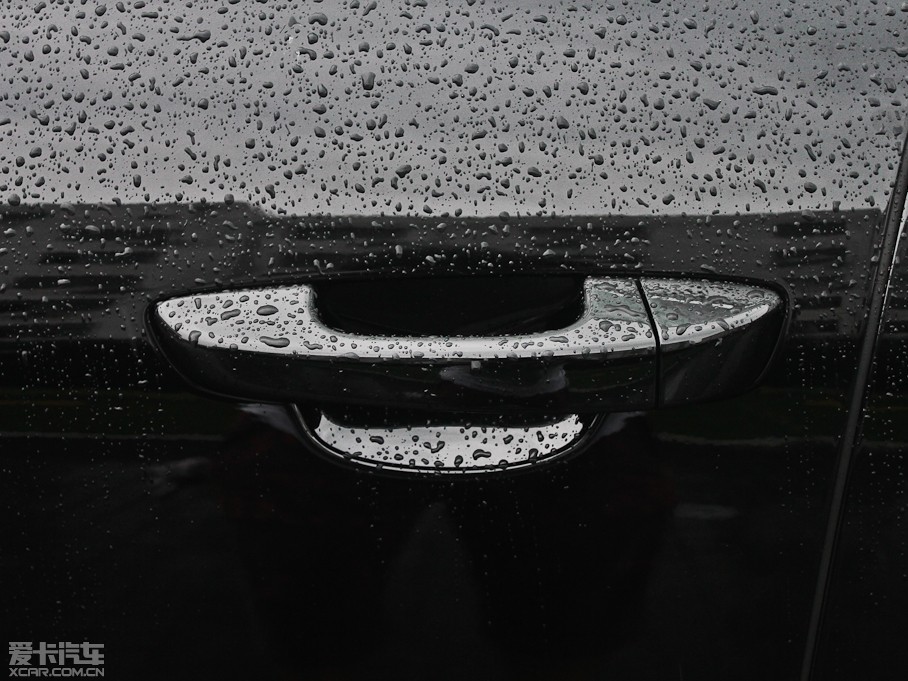 2011CayenneԴ S E-Hybrid