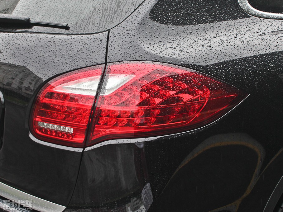 2011CayenneԴ S E-Hybrid