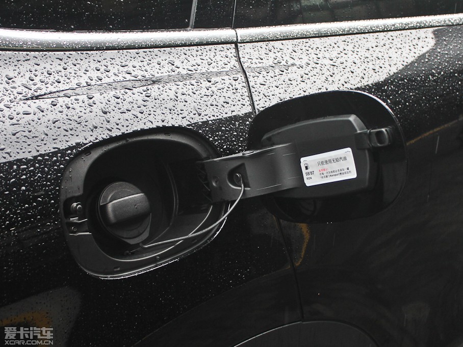 2011CayenneԴ S E-Hybrid