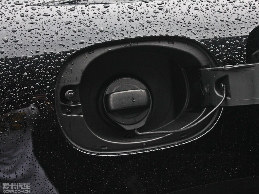 2011CayenneԴ S E-Hybrid