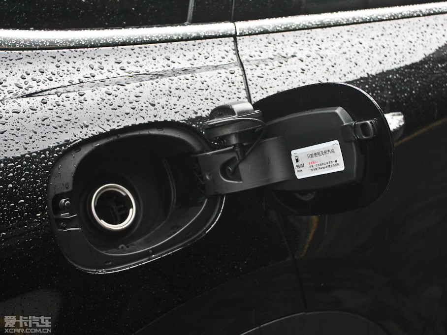 2011CayenneԴ S E-Hybrid