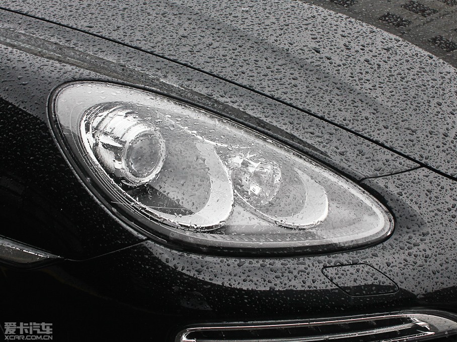 2011CayenneԴ S E-Hybrid