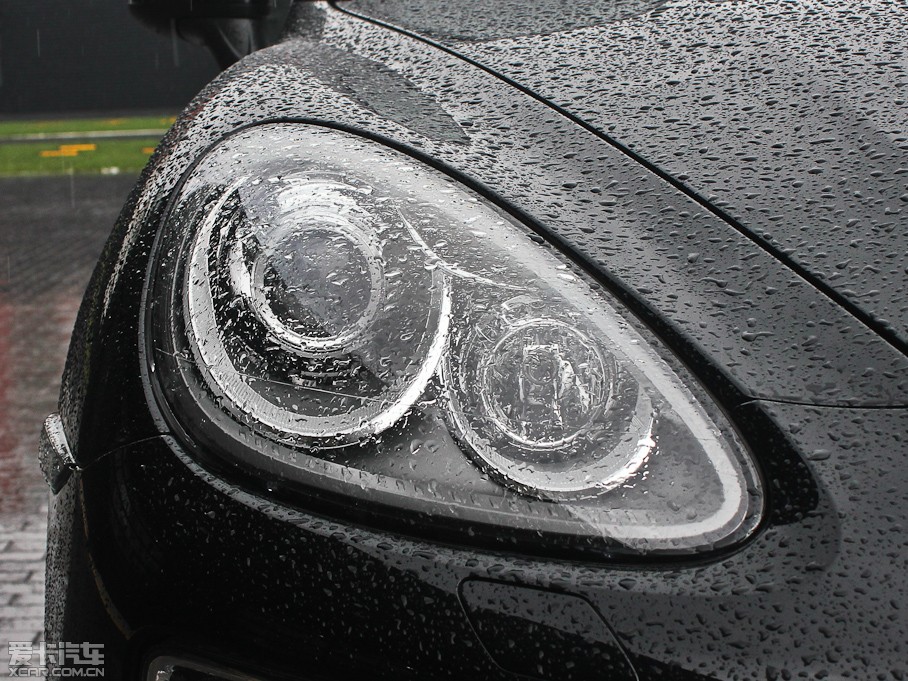 2011CayenneԴ S E-Hybrid