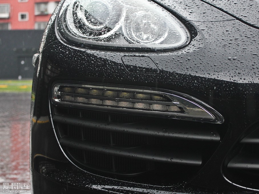 2011CayenneԴ S E-Hybrid