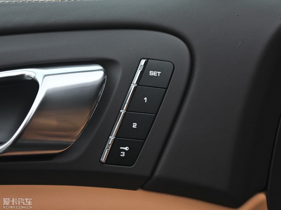 2011CayenneԴ S E-Hybrid