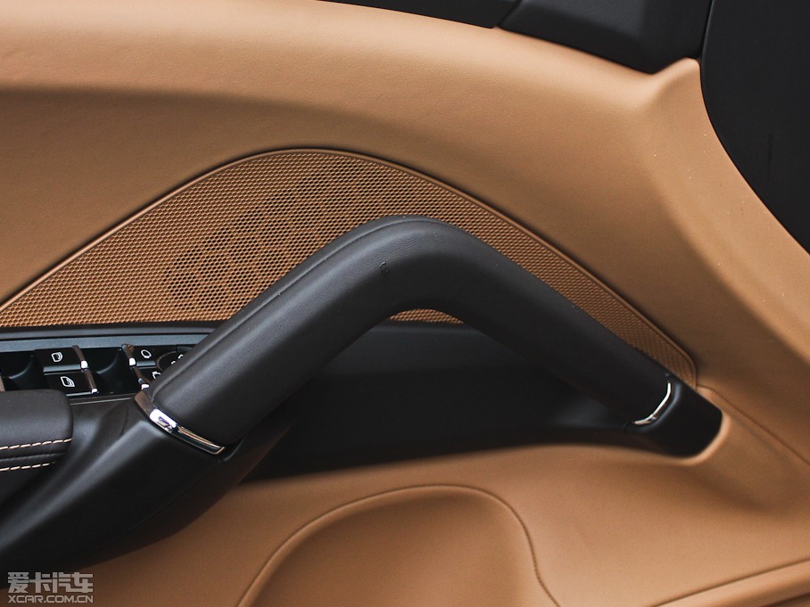 2011CayenneԴ S E-Hybrid