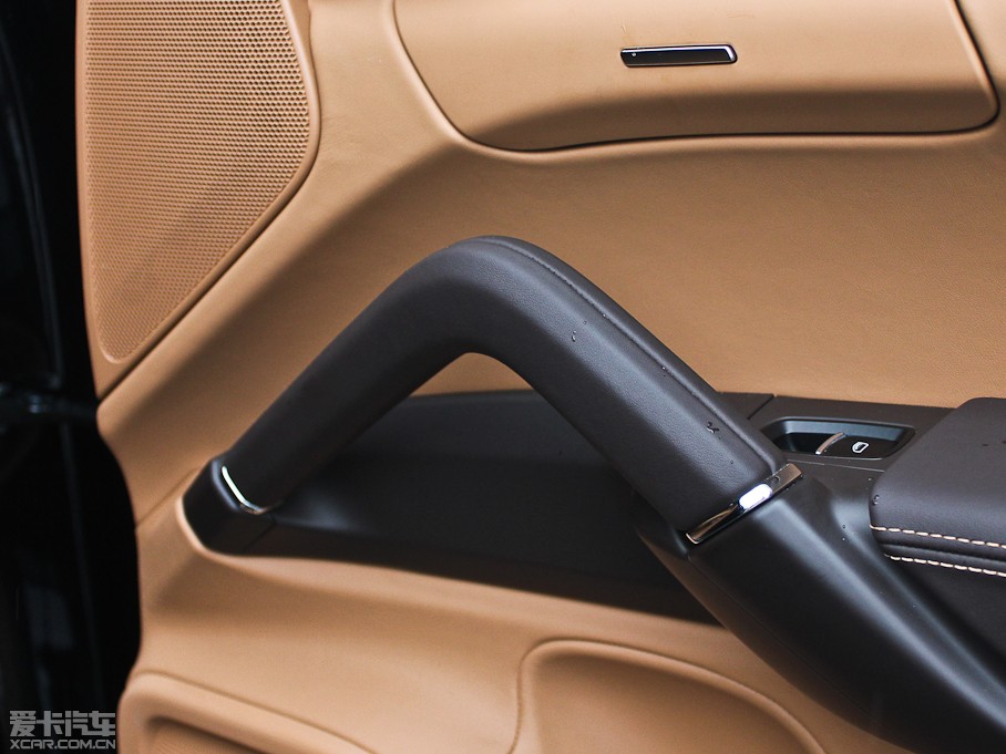 2011CayenneԴ S E-Hybrid