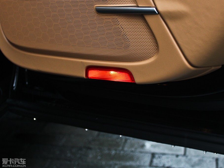 2011CayenneԴ S E-Hybrid