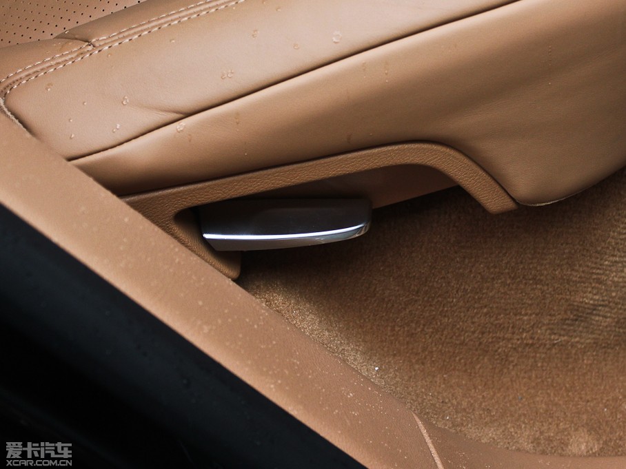 2011CayenneԴ S E-Hybrid