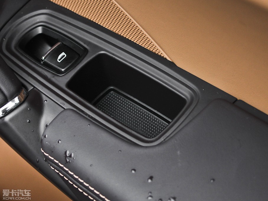 2011CayenneԴ S E-Hybrid