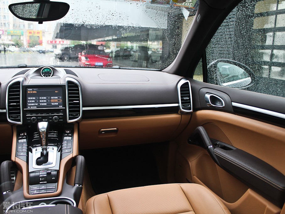 2011CayenneԴ S E-Hybrid