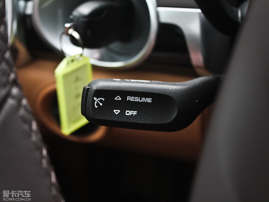 2011CayenneԴ S E-Hybrid