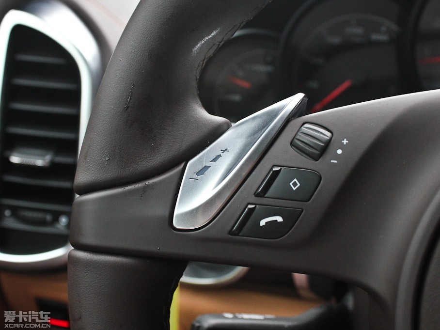 2011CayenneԴ S E-Hybrid