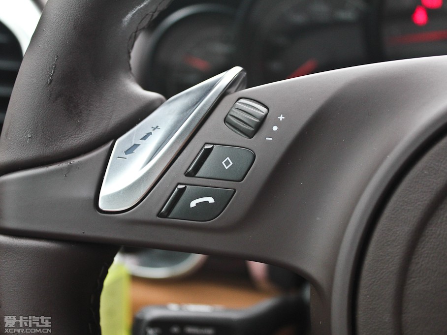 2011CayenneԴ S E-Hybrid