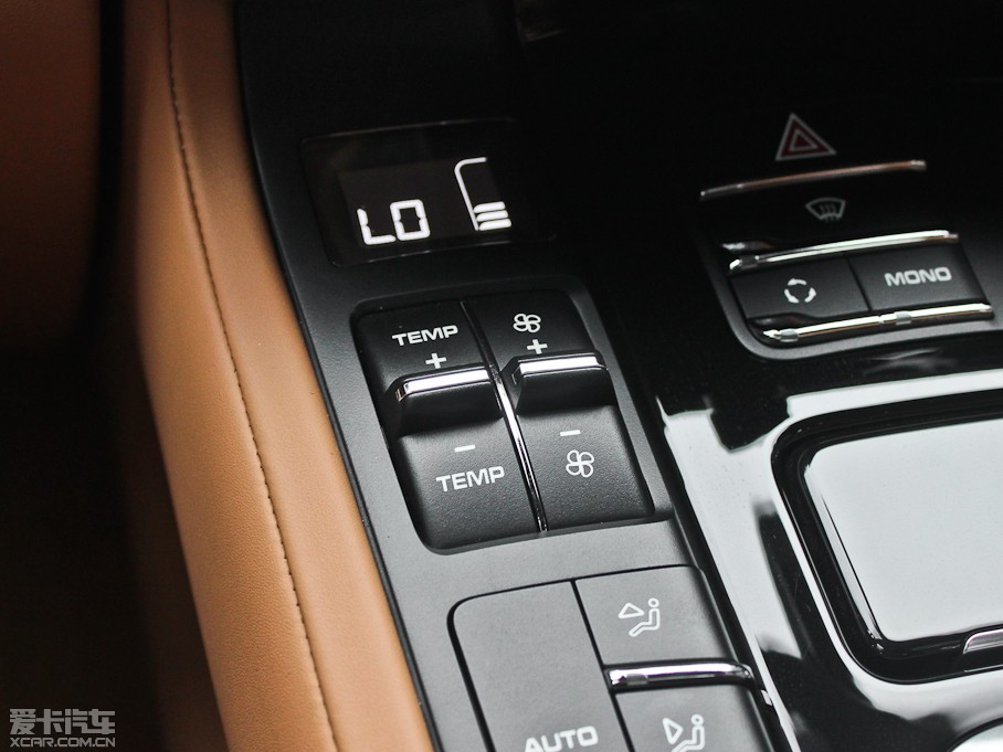 2011CayenneԴ S E-Hybrid