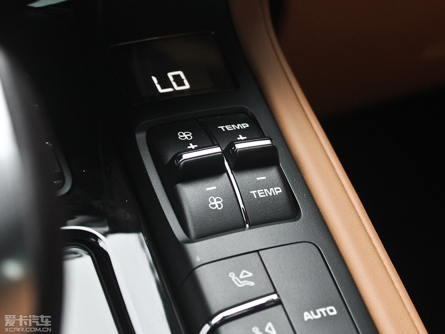 2011CayenneԴ S E-Hybrid