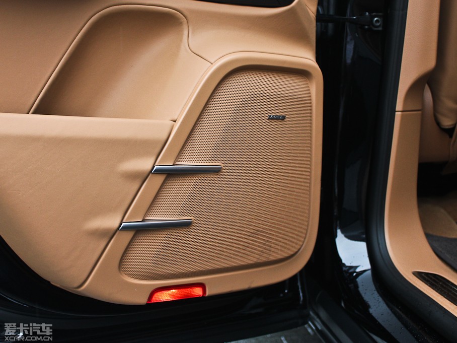 2011CayenneԴ S E-Hybrid