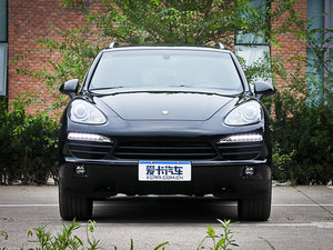 2011款S 4.8 正前
