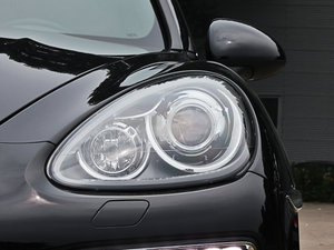2011款S 4.8 大灯