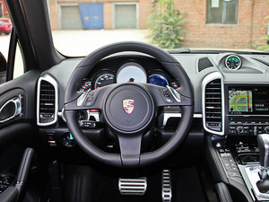 2011款S 4.8 方向盘