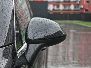 2011S E-Hybrid (ji)^