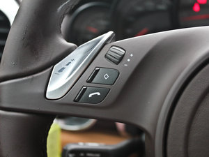 2011S E-Hybrid п؅^(q)