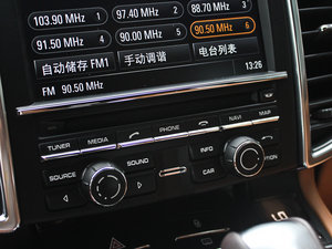 2011S E-Hybrid п؅^(q)