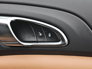 2011S E-Hybrid п؅^(q)