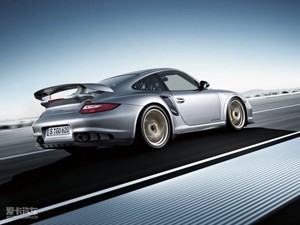 2011GT2 RS w^