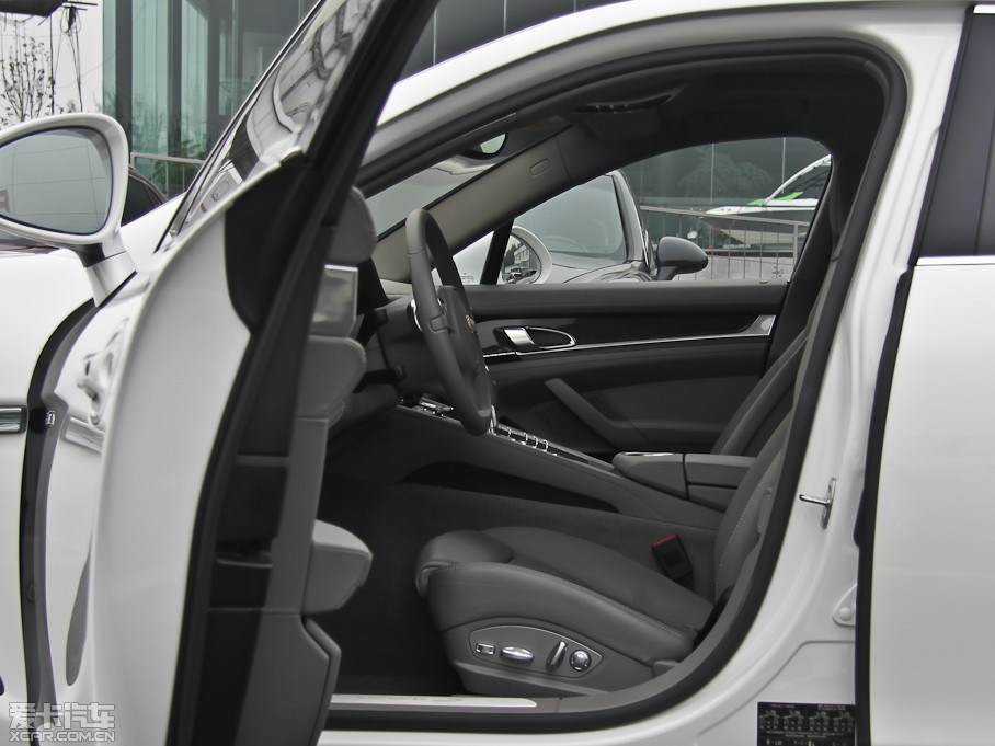 2012Panamera S Hybrid