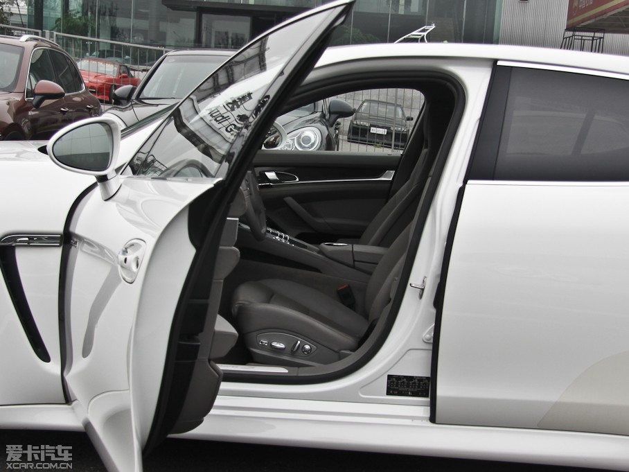 2012Panamera S Hybrid