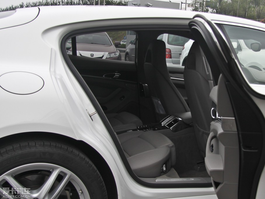 2012Panamera S Hybrid