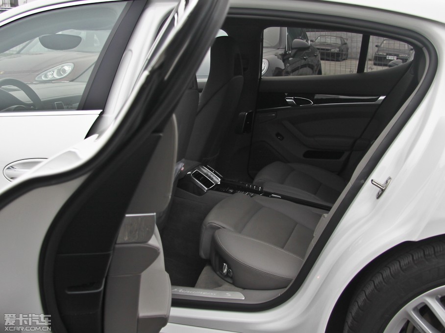 2012Panamera S Hybrid