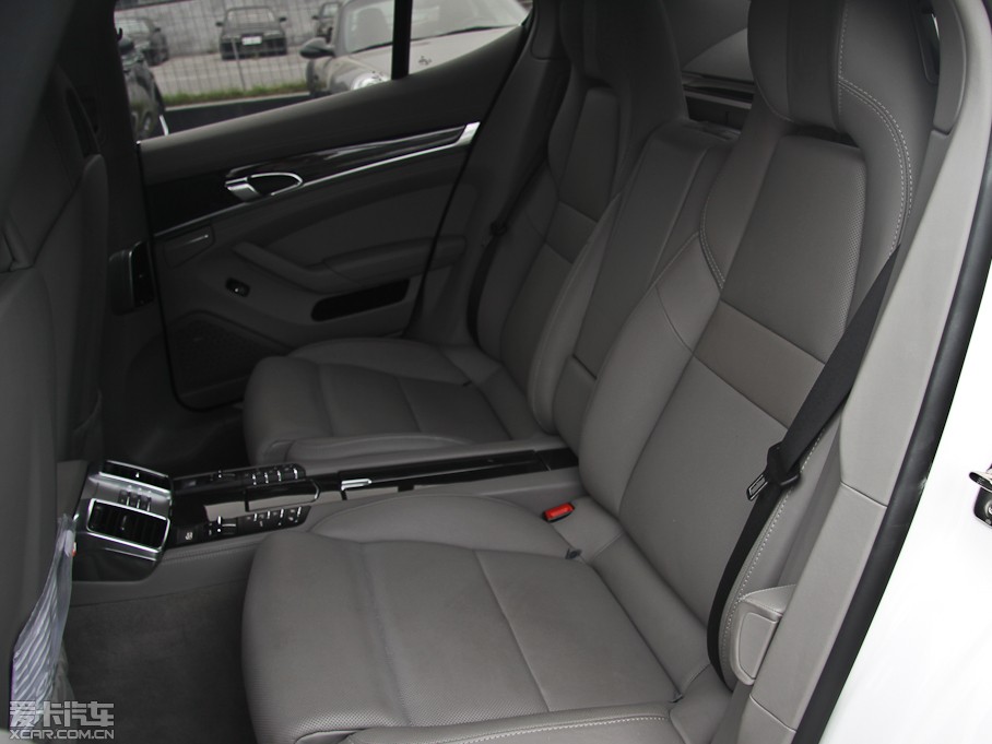 2012Panamera S Hybrid