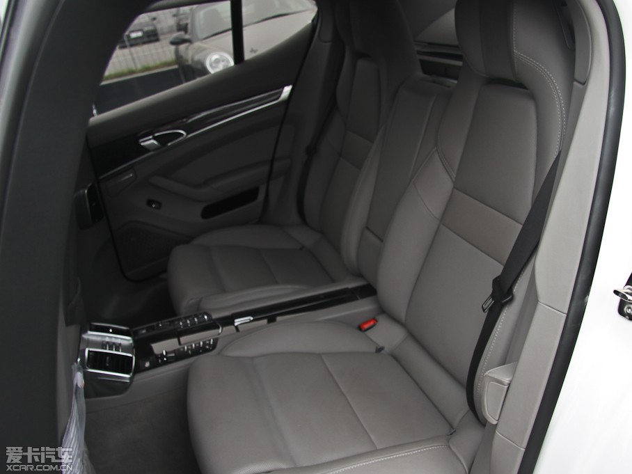 2012Panamera S Hybrid