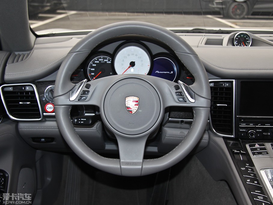 2012Panamera S Hybrid